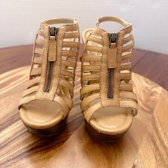 Platform heel - Picture 2 of 7